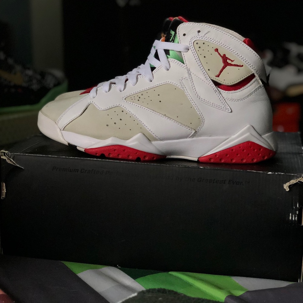 Air Jordan 7 “Hare”